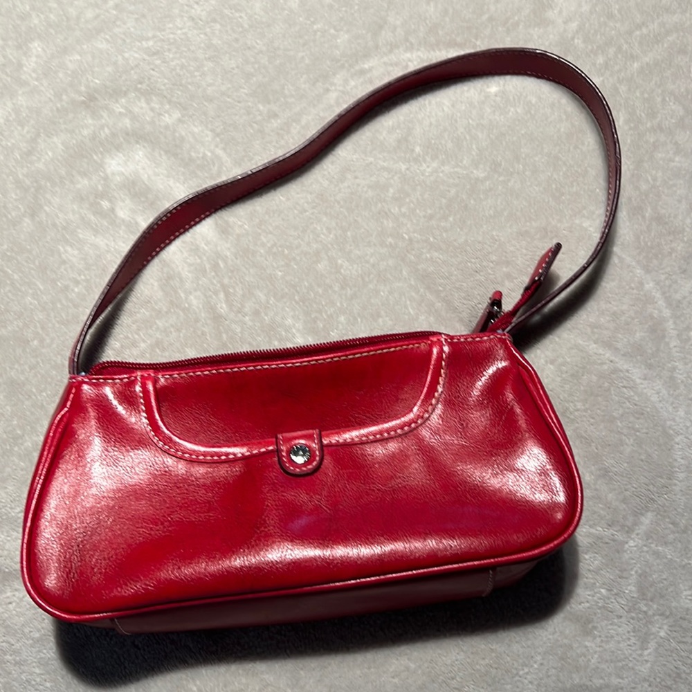 Tommy Hilfiger red purse 9 1/2 in long 5 in tall